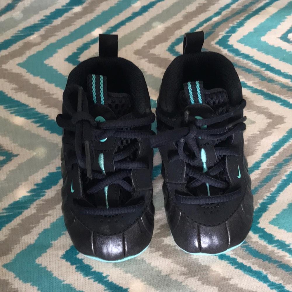 Nike Foamposit crib shoes